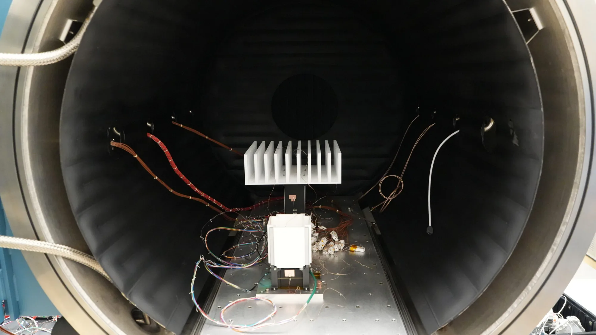 Compute module with radiator under thermal-vacuum test